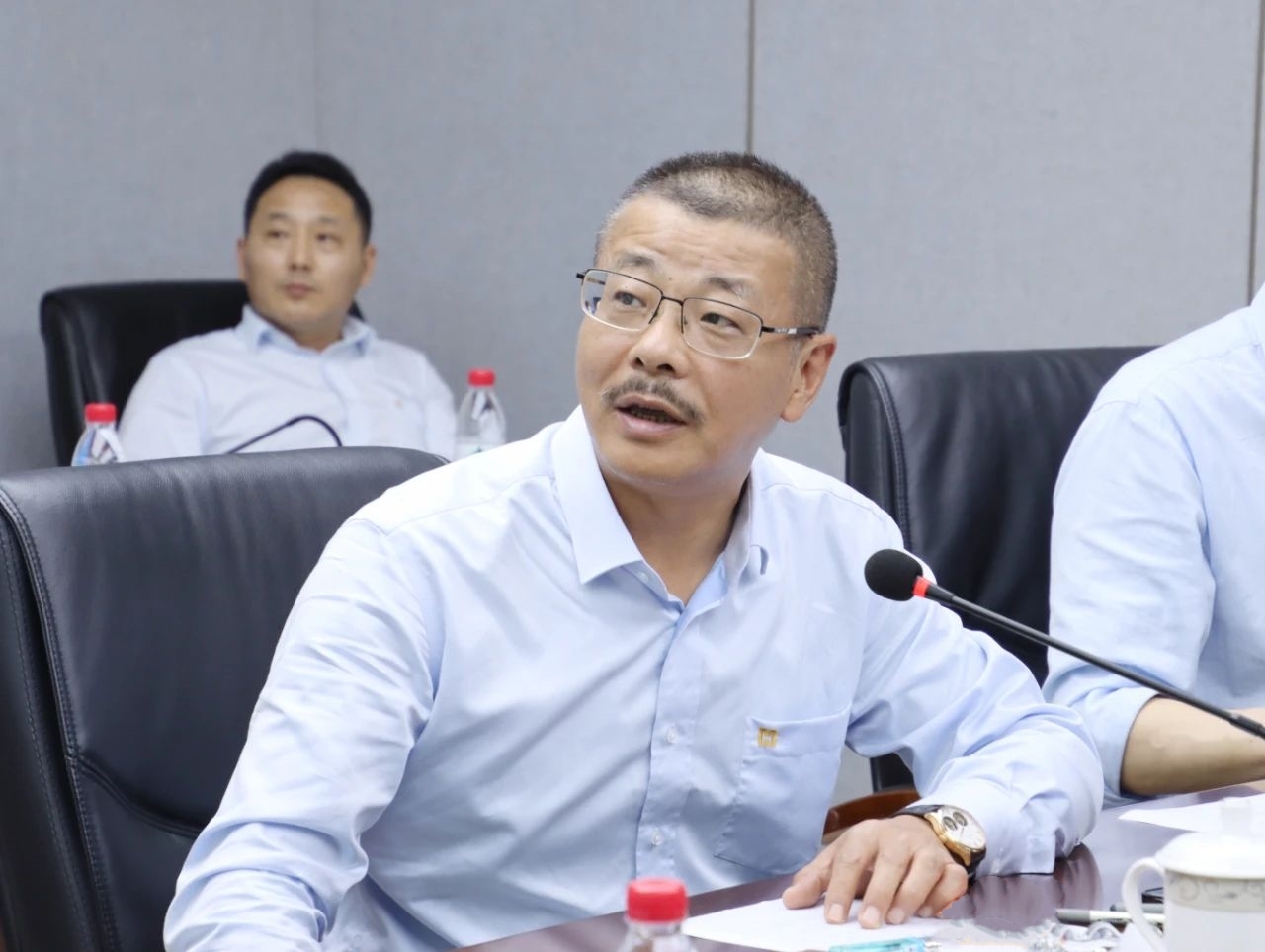 开云网页版学习贯彻海南省委八届四次全会精神 推动高质量发展2_副本_副本.jpg